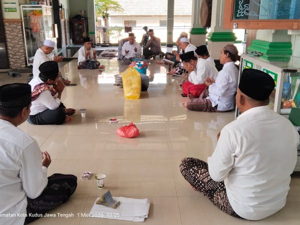Hasil Keputusan Rapat Internal Pengurus Masjid : Malam Senin Wage, 9 Dzulqo'dah 1447 H / 26 April 2026 M.